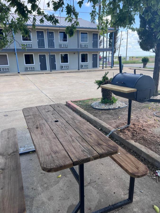 Coachway Inn Luling 外观 照片