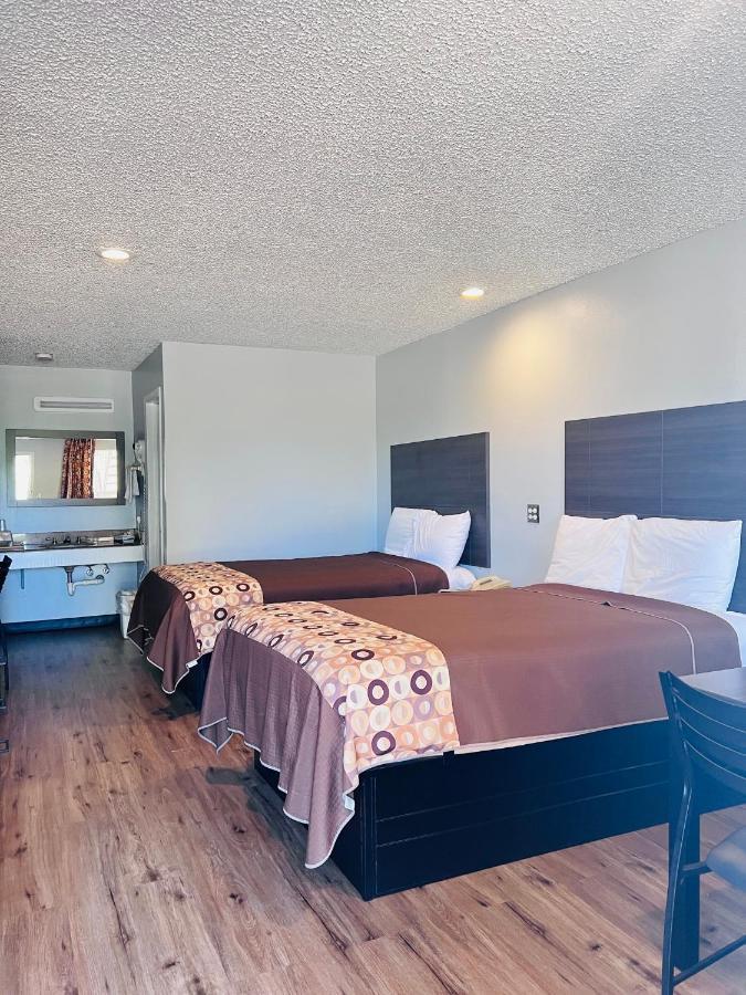 Coachway Inn Luling 外观 照片